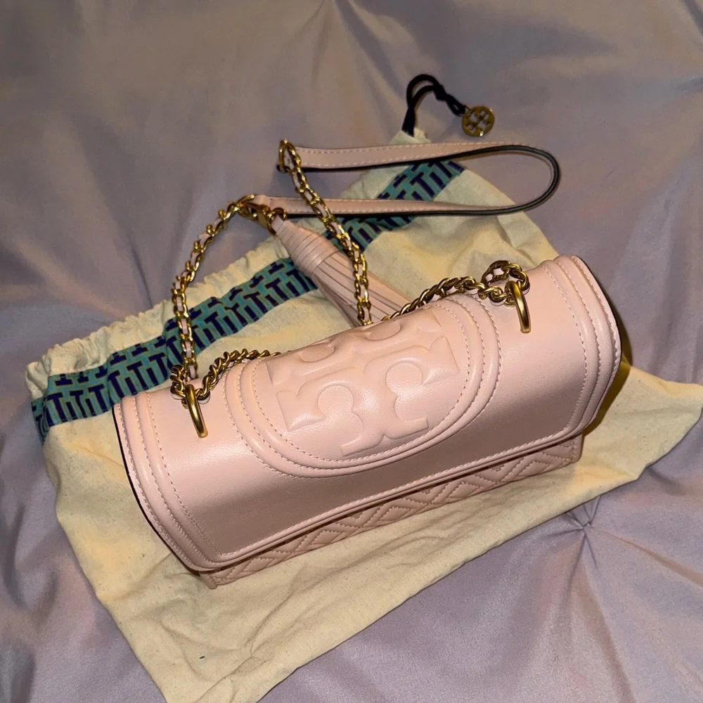 Tory Burch Fleming Convertible Shoulder Bag Shell Pink- USED LIKE NEW. - Picture 10 of 13